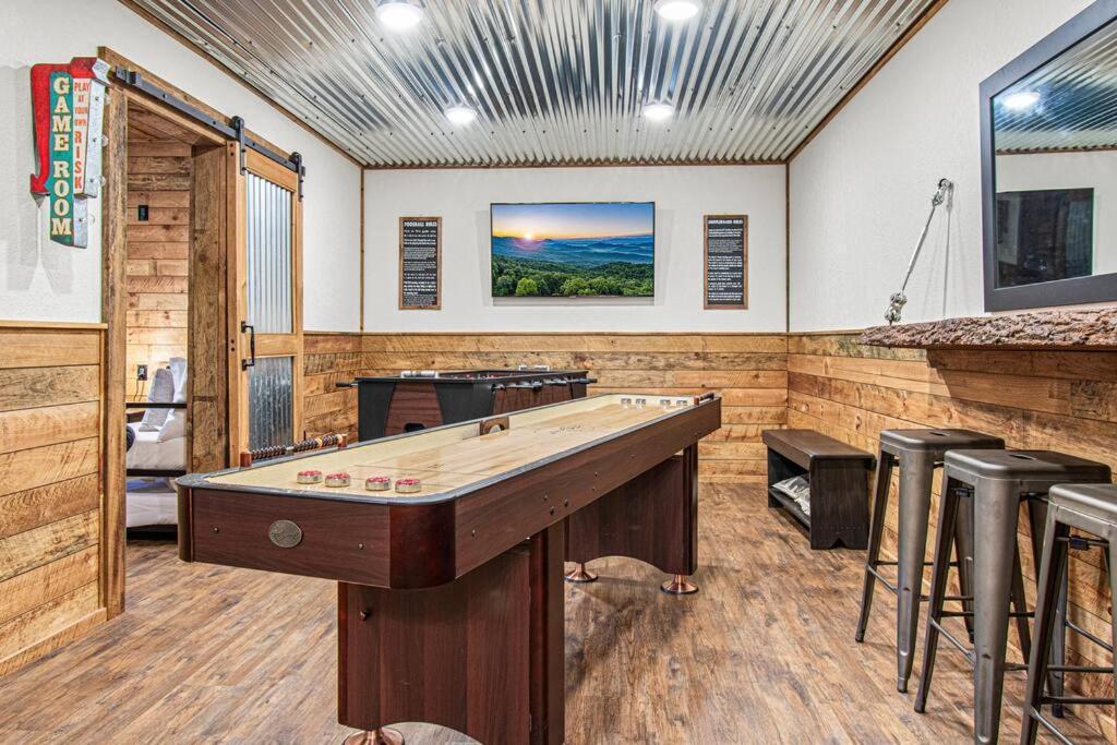 Cherry Log Summit Cabin By Bk Stays - Family Friendly - Playground - Game Room - Jacuzzi - Amazing Mountain Views Экстерьер фото