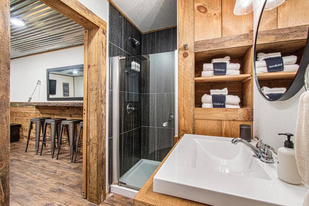 Cherry Log Summit Cabin By Bk Stays - Family Friendly - Playground - Game Room - Jacuzzi - Amazing Mountain Views Экстерьер фото