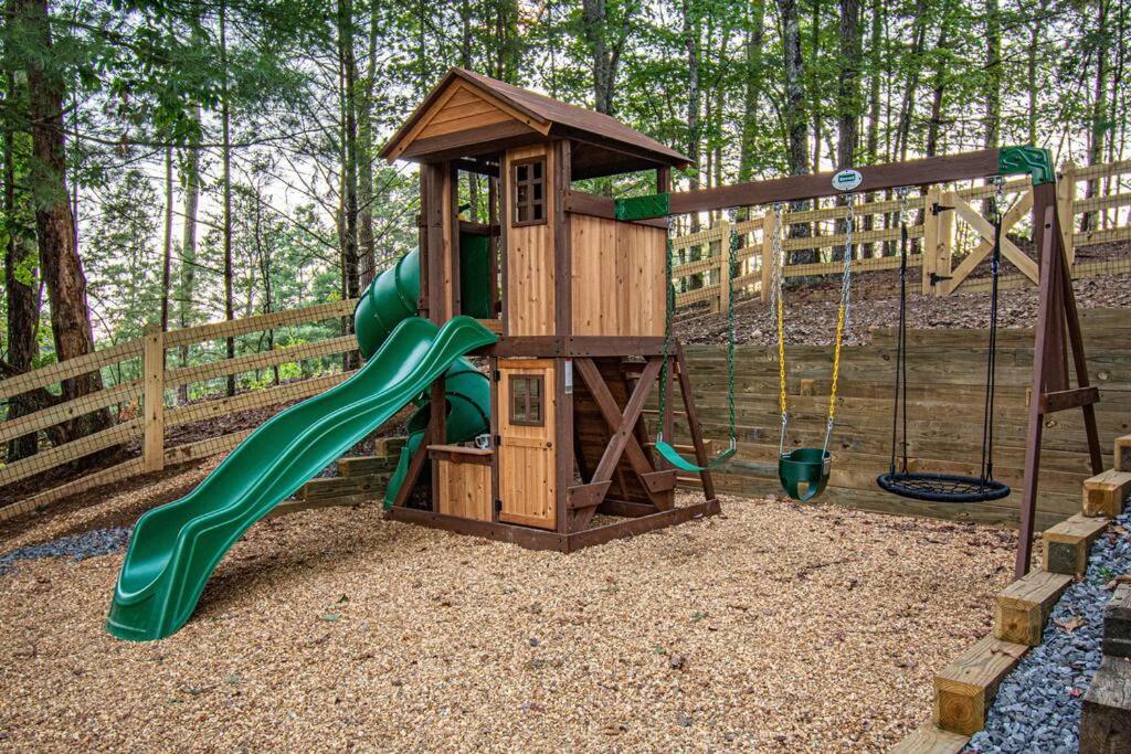 Cherry Log Summit Cabin By Bk Stays - Family Friendly - Playground - Game Room - Jacuzzi - Amazing Mountain Views Экстерьер фото