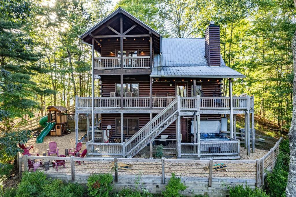 Cherry Log Summit Cabin By Bk Stays - Family Friendly - Playground - Game Room - Jacuzzi - Amazing Mountain Views Экстерьер фото